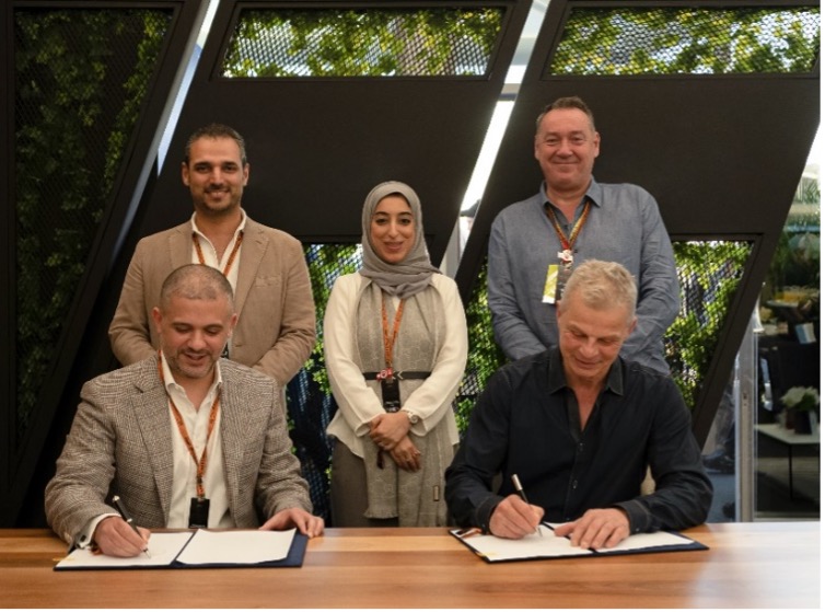Infracorp Signs Agreement with Azumi Limited Group to Open Roka, the world-renowned Japanese restaurant, first branch in the Kingdom.